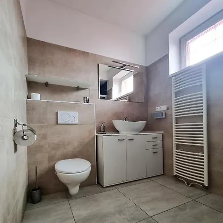 Spacious Near Hockey And Football Arena * Pozsony